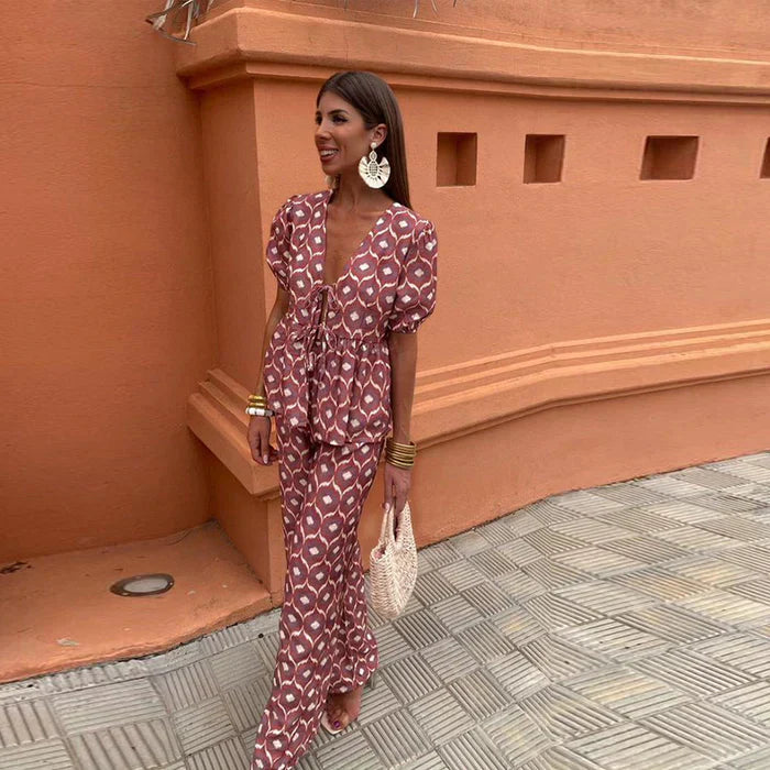 Mira - Elegant two-piece summer set